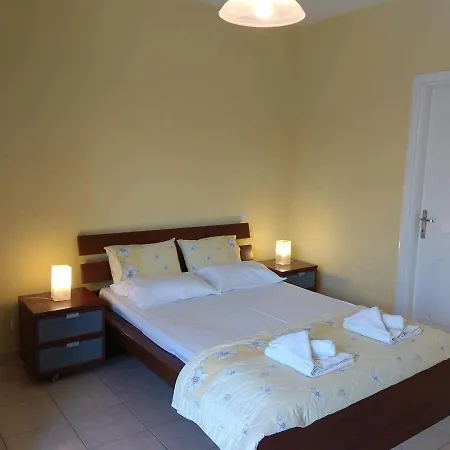 Diana Country house